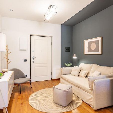Ferienwohnung Easylife - Elegante Trilocale In Zona Porta Venezia Mailand Exterior foto