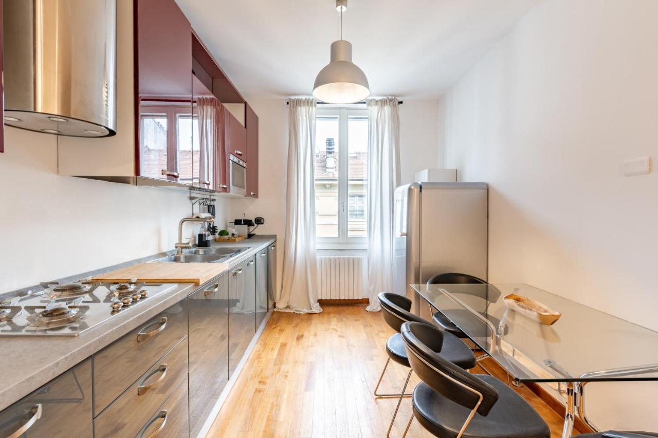 Ferienwohnung Easylife - Elegante Trilocale In Zona Porta Venezia Mailand Exterior foto